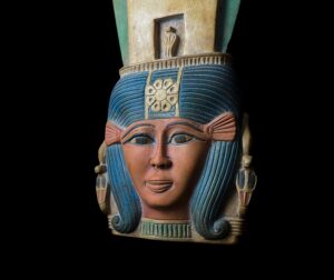 Handmade Goddess Hathor Statuette: Egyptian Venus Statue - Image 1