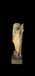 Egyptian Queen Hatshepsut Statue: Handmade Egyptian Art - Image 1