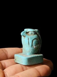 Egyptian God Horus Amulet Pendant - Image 1