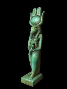 Handmade Goddess Hathor Statuette with God Horus, Statue for the Egyptian Goddess Venus - Image 1