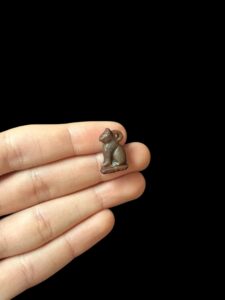 agate stone Bastet Cat Amulet, Egyptian Goddess Pendant - Image 1