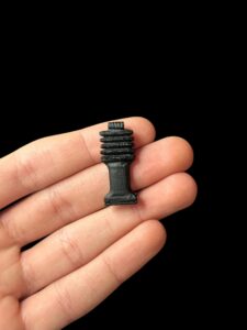 Egyptian Djed Amulet: Ancient Replica Jewelry - Image 1