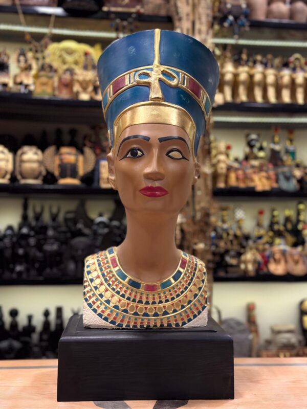 Handmade Nefertiti Bust Statue: Egyptian Queen Replica