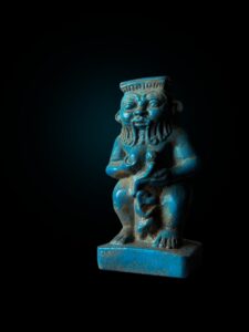 Hand-Carved God Bes Statue with Horus & Thoth: Egyptian Museum Piece - Image 1