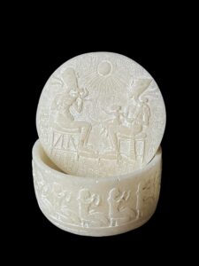 Egyptian Jewelry Box: King Akhenaton & Queen Cleopatra Design - Image 1