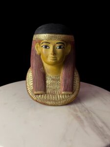 Mini Queen Tuya Mask: Egyptian Decor - Image 1