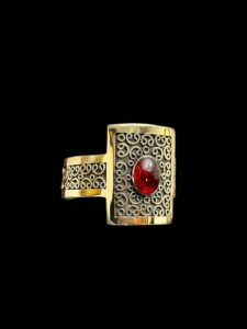 Handmade Egyptian Cuff Bracelet: Arabian Style Jewelry - Image 1