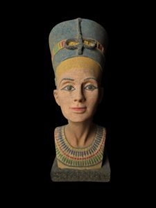 Handmade Nefertiti Bust Statue: Egyptian Queen Replica - Image 1