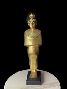 Egyptian King Tutankhamun Statue: Museum Replica - Image 1