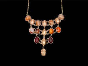 Egyptian Scarab Pectoral Necklace: Ancient Egypt Style - Image 1