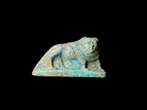 King Amenhotep III Lion Statue: Handmade Egyptian Replica Art - Image 1