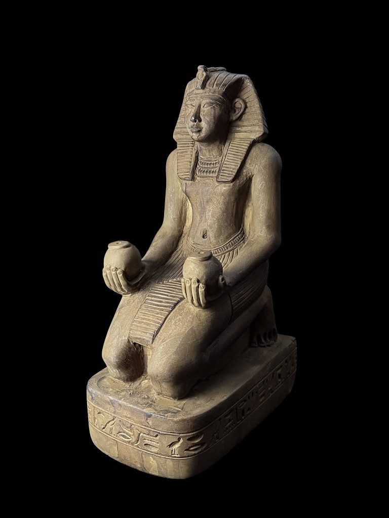 Thutmose III Statue: Egyptian Pharaoh Museum Replica
