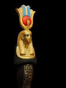 Goddess Hathor Statuette: Vintage Egyptian Statue - Image 2