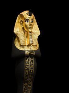 Handmade Egyptian King Akhenaten Statue - Image 2