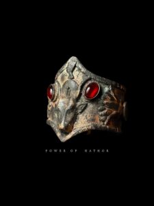 Goddess Hathor Bracelet: Hand-Carved Egyptian Jewelry - Image 2