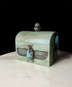 Goddess Sekhmet magical box with winged Beetle scarab for protection and good luck - Image 2
