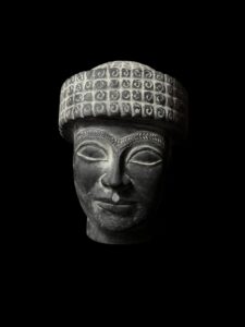 Handmade Gudea Statue Replica: Ancient Mesopotamian Art Collectible - Image 2