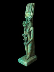 Goddess Sekhmet protects God Horus with the Key of life - Image 2