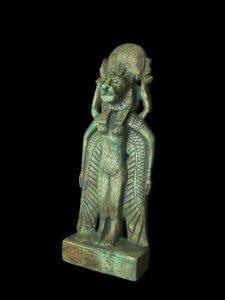 Goddess Sekhmet statue made in Egypt from Flame stone - Image 2