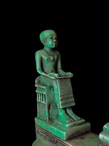 Egyptian King Imhotep transferring knowledge scene statue. - Image 2