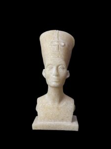 Handmade Nefertiti Bust Statue: Egyptian Queen Replica - Image 2