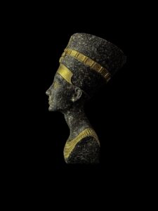 Black Nefertiti Bust Statue: Handmade Egyptian Queen Replica - Image 2