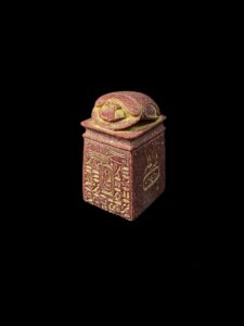 Egyptian Scarab Replica: Hieroglyphic Decor for Archeology Enthusiasts - Image 2