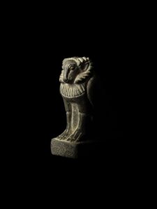 Rare Amun-Re Amulet: God Horus Falcon Body Statue - Image 2