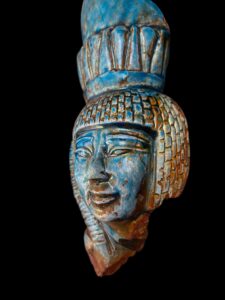 Handcarved Flamestone Egyptian Queen Statue: Rare Ancient Model - Image 2