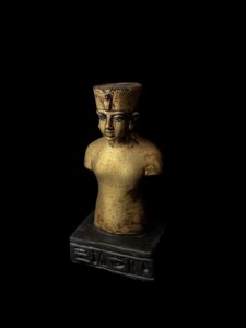 Egyptian King Tutankhamun Statue: Museum Replica Sculpture - Image 2