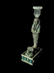 Egyptian Goddess statue Holding flails, Vintage Statue from Ancient Egypt. - Image 2