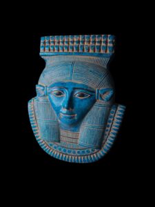 Large Goddess Hathor Statuette, Statue for the Egyptian Goddess Venus - Image 2