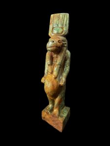 Handmade Egyptian Goddess Taweret Statue: Hippo Crocodile Symbol - Image 2
