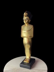 Egyptian King Tutankhamun Statue: Museum Replica - Image 2