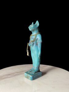 Porcelain Bastet Cat Statue: Egyptian Goddess Decor - Image 2