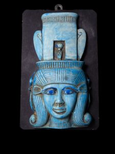 Wall decor Goddess Hathor Statuette, winged Scarab symbol for protection - Image 2