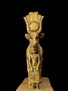 Goddess Hathor Statue with Amenhotep II: Vintage Egyptian Replica - Image 3