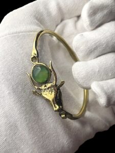 Handcrafted Goddess Hathor Bracelet: Egyptian Jewelry Gift - Image 3