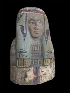 Handcarved Wood Egyptian Queen Statue: Rare Ancient Model - Image 3