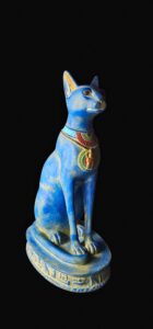 Large Ancient Egyptian Goddess Bastet statue, Home decor statues made in Egypt - Image 3