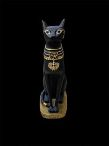 Large Ancient Egyptian Goddess Bastet statue, Home decor statues made in Egypt - Image 3