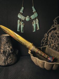King Tutankhamun Golden Dagger: Egyptian Museum Replica - Image 3