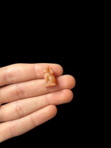 agate stone Bastet Cat Amulet, Egyptian Goddess Pendant - Image 3