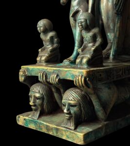 Vintage Goddess Isis is protecting God Horus with a high priest. Egyptian copy Museum statue - Image 3