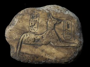 Egyptian Anubis Statue Rock: Mythology Collectible - Image 3