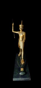 Egyptian King Tutankhamun Statue: Museum Replica - Image 3