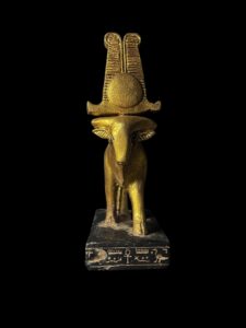 Egyptian Apis cow statue - Image 3
