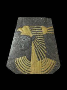 Handcrafted Egyptian Cleopatra Statue: Ancient Queen Wall Decor - Image 3