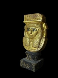 Large Goddess Hathor Statuette, Statue for the Egyptian Goddess Venus - Image 3