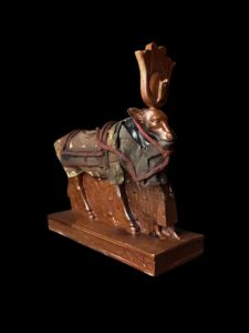 Goddess Hathor Statue with Amenhotep II: Museum Replica - Image 3